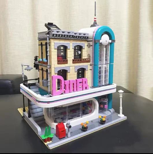 Downtown Diner Building 10260