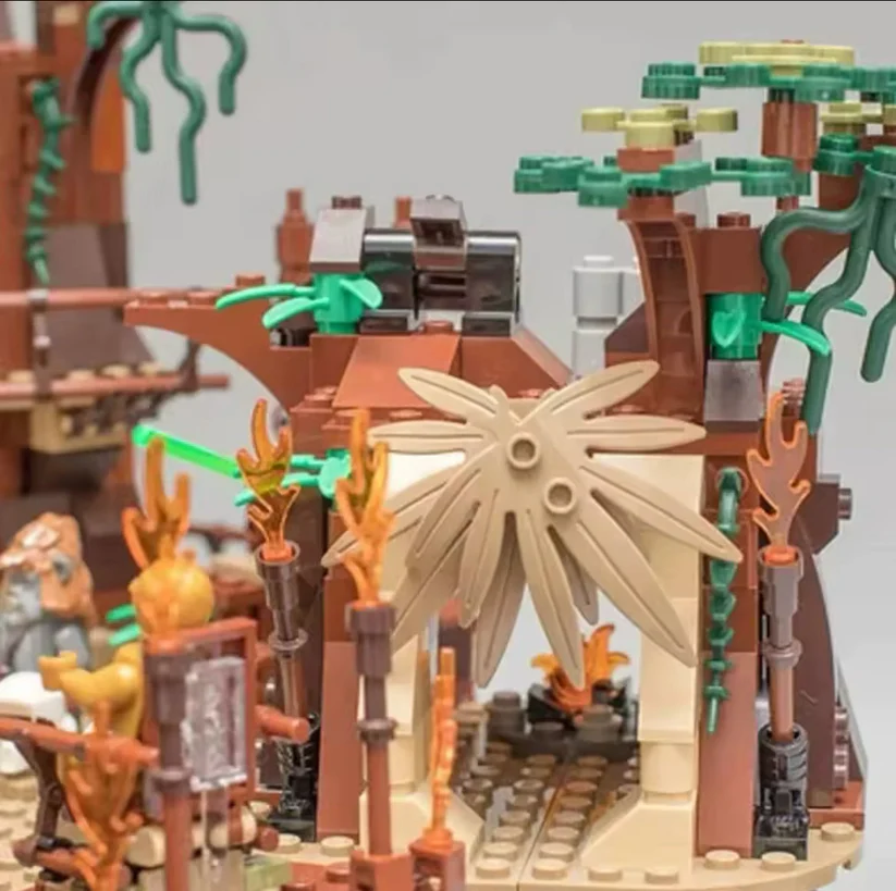Ewok Village 10236